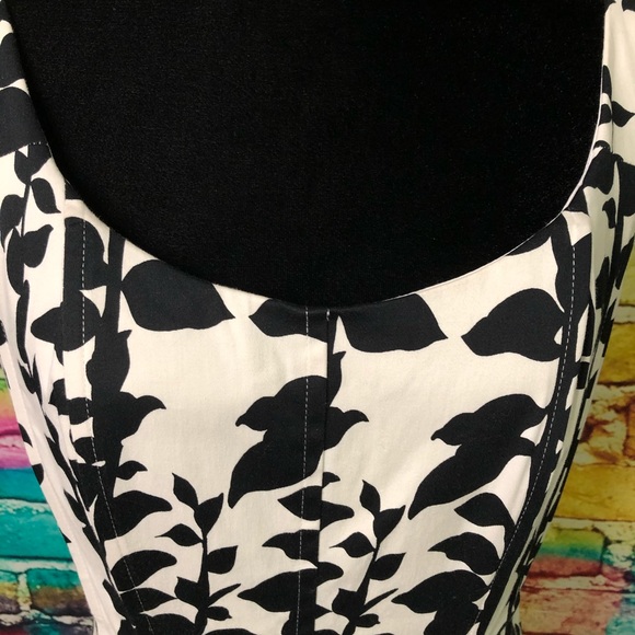 Nine West Asymmetrical Abstract Floral Dress 0083 - Picture 4 of 5